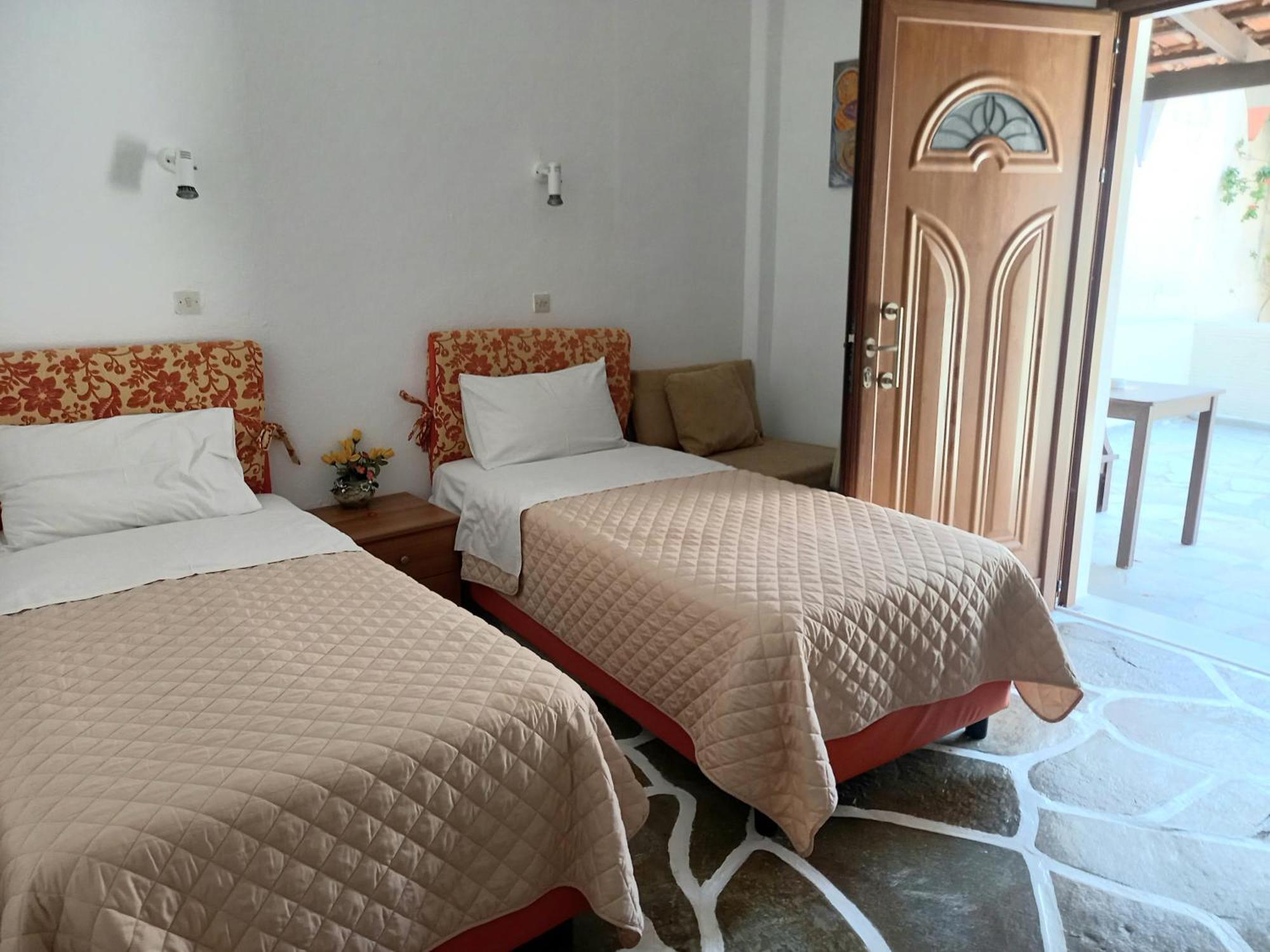 Villa Rena Batsíon Chambre photo